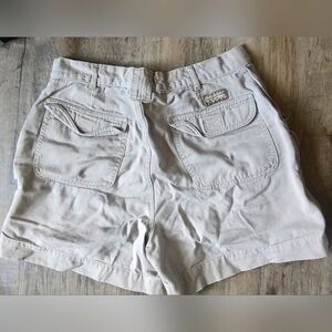 Women's khaki Arizona Jeans Company shorts